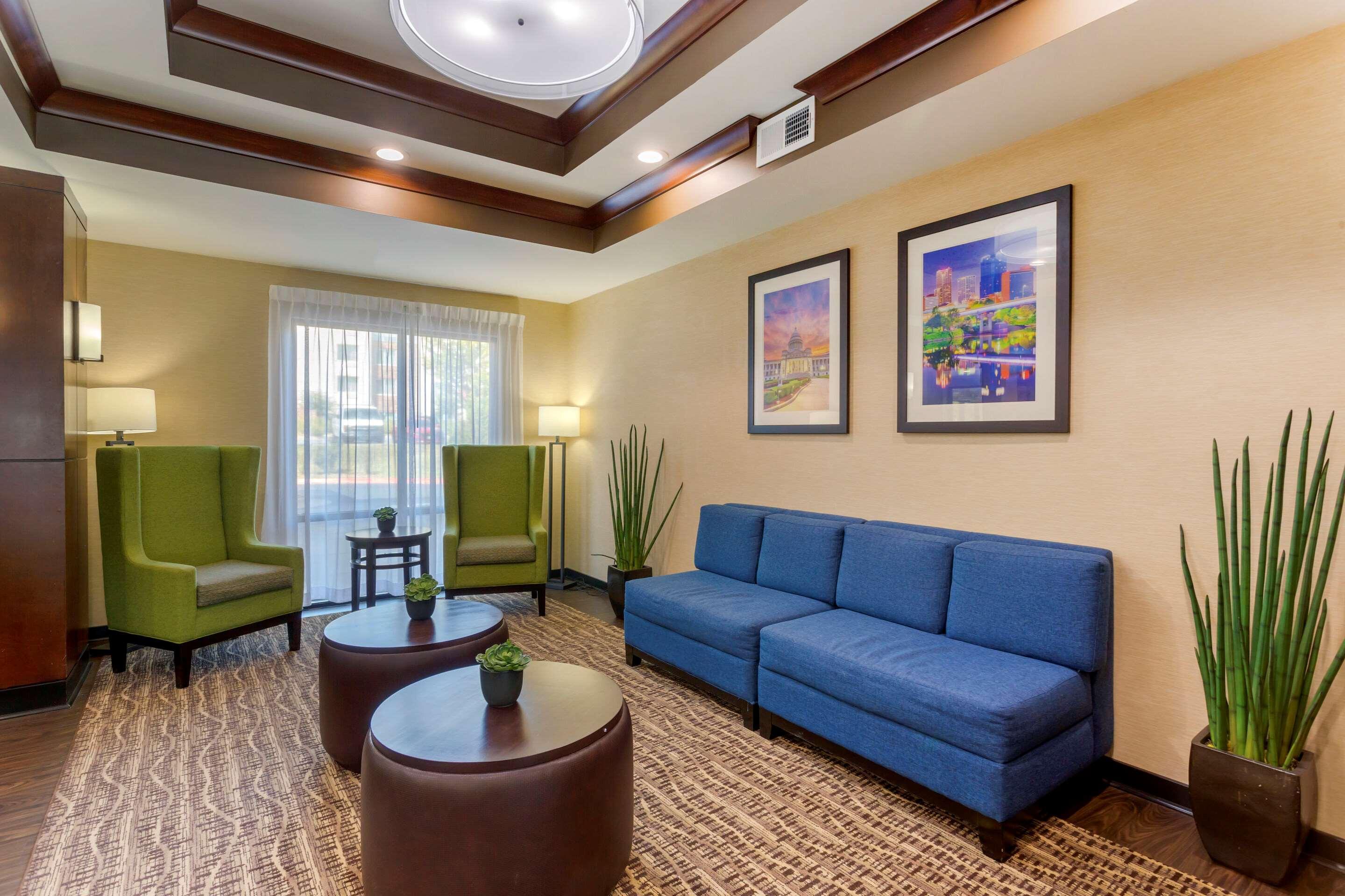Comfort Suites Little Rock West Exteriör bild