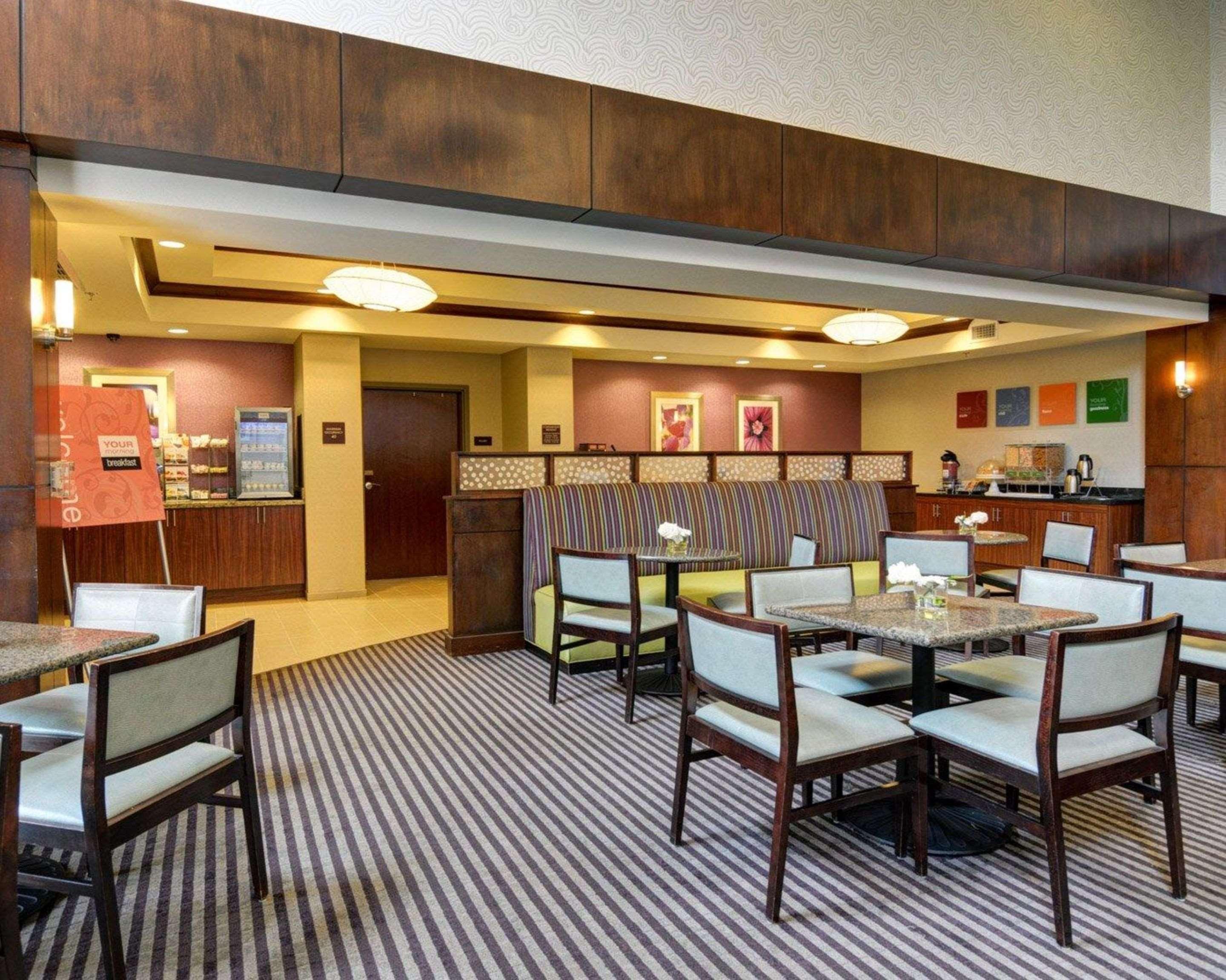 Comfort Suites Little Rock West Exteriör bild