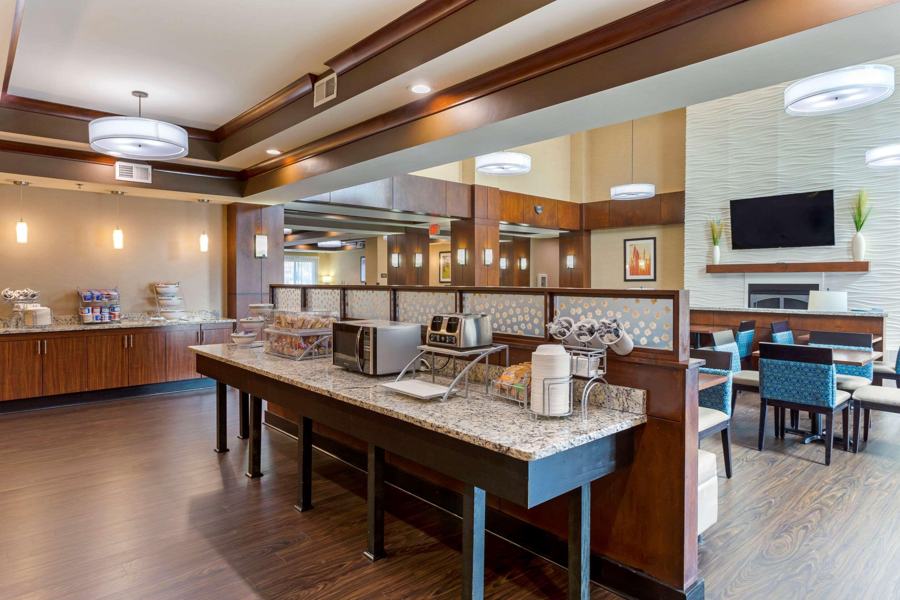 Comfort Suites Little Rock West Exteriör bild